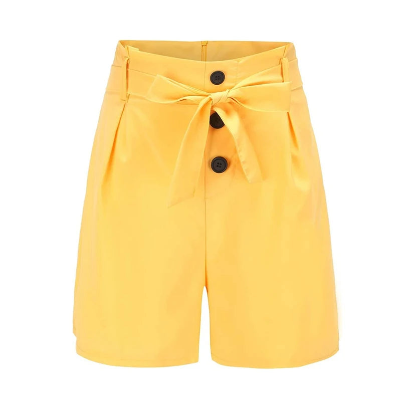 Shorts cintura alta com botão sólido frontal e cinto gravata.