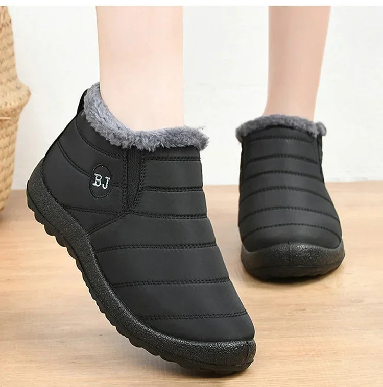 Botas de inverno impermeáveis.